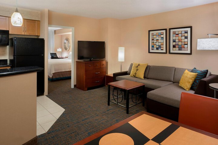 Room 11 of 21
