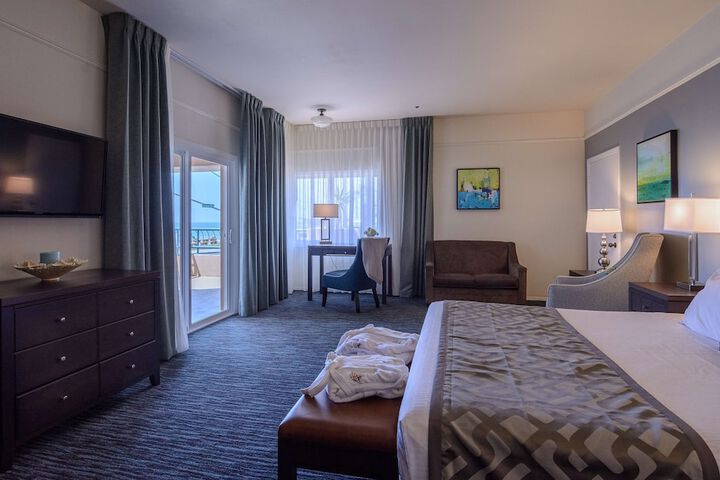 Tamarack Beach Resort Hotel