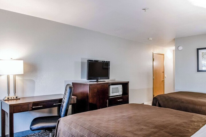 Room 28 of 50