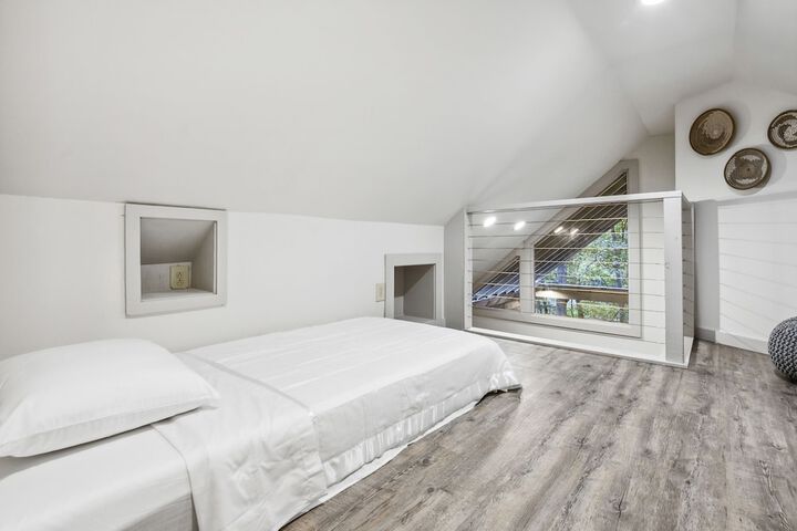 Room 5 of 21