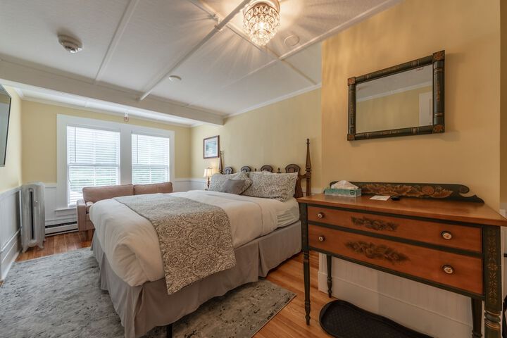 Room 78 of 153