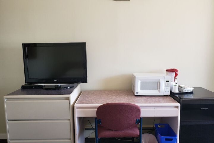 Room 12 of 23