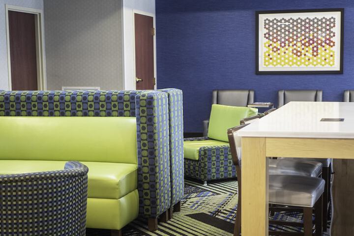 Holiday Inn Express & Suites Charlotte-Concord-I-85 by IHG