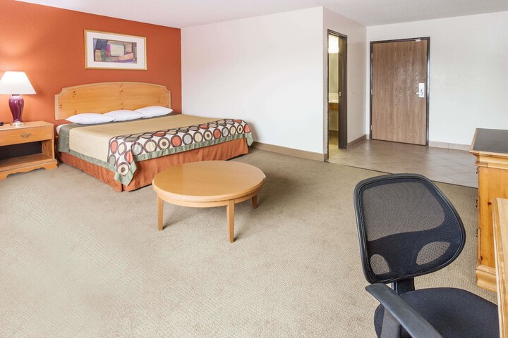 Room 19 of 49