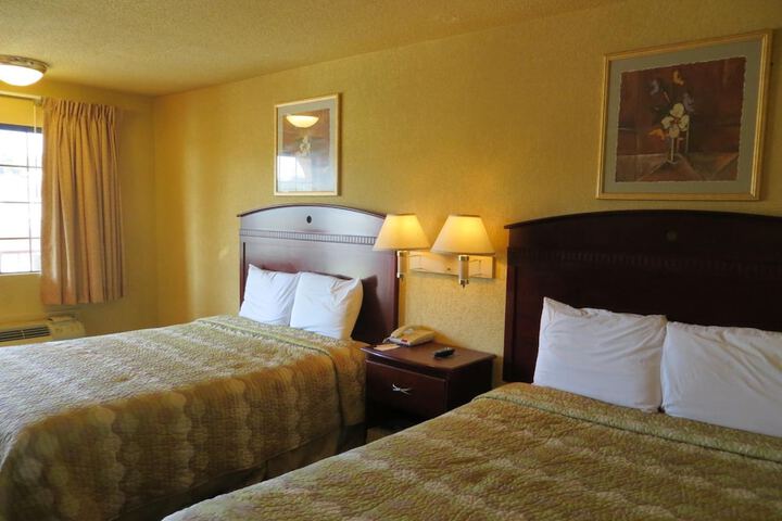 Room 20 of 43