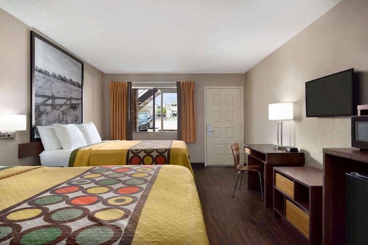 Room 40 of 57