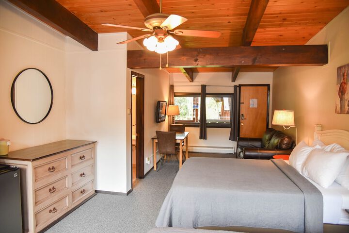 Room 122 of 157