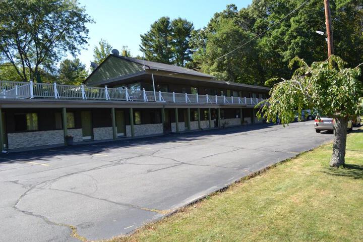 Mount Holyoke Inn