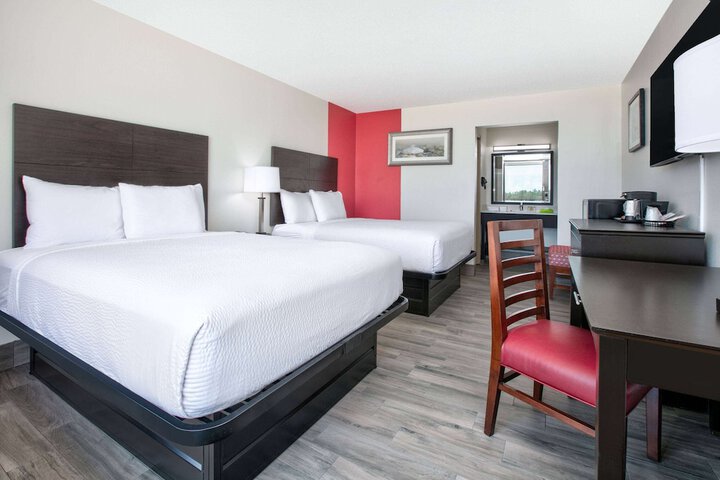 Ramada by Wyndham Diamondhead I-10 / Gulfport