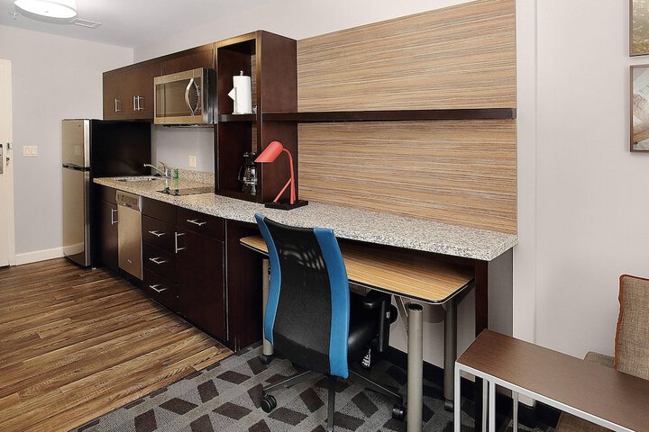 TownePlace Suites Grove City Mercer / Outlets