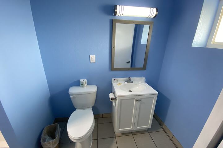 Room 62 of 95