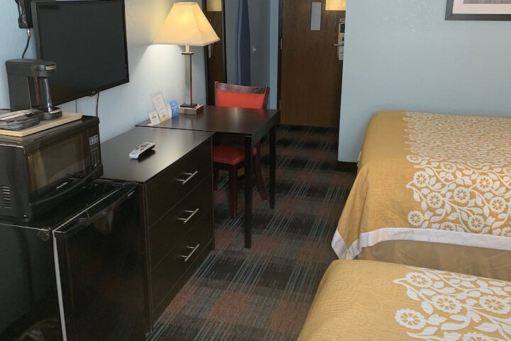 Sunrise Inn
