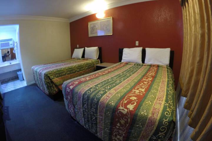 Room 20 of 23