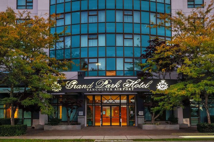Grand Park Hotel Vancouver Airport an Ascend Collection Hotel
