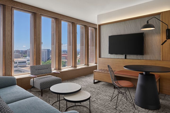 Room 65 of 146