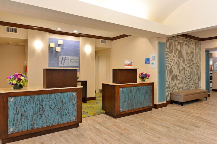 Hotel 8 of 66