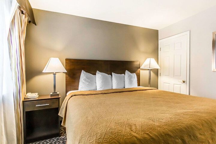 Room 18 of 21