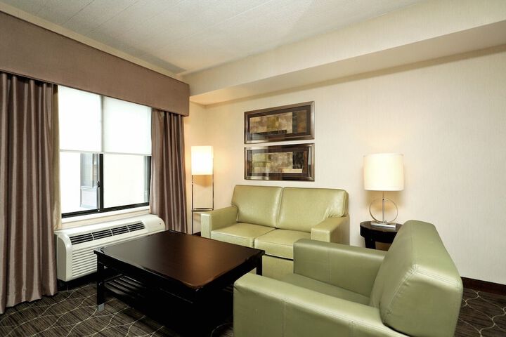 Hampton Inn & Suites Parsippany / North