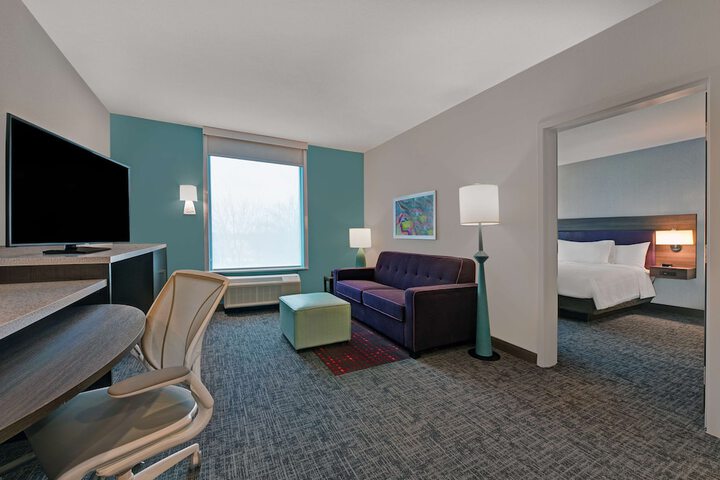 Room 30 of 43