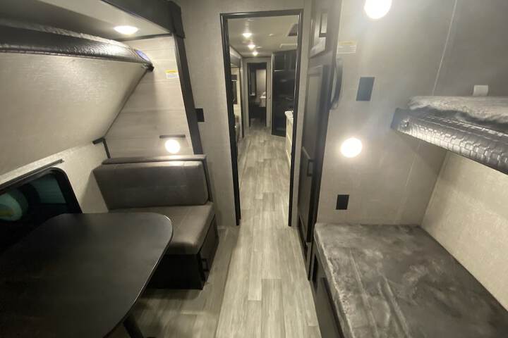 Room 44 of 60