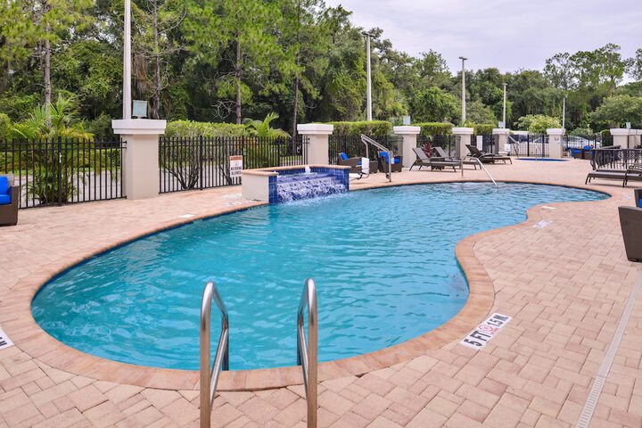 Pool 17 of 73