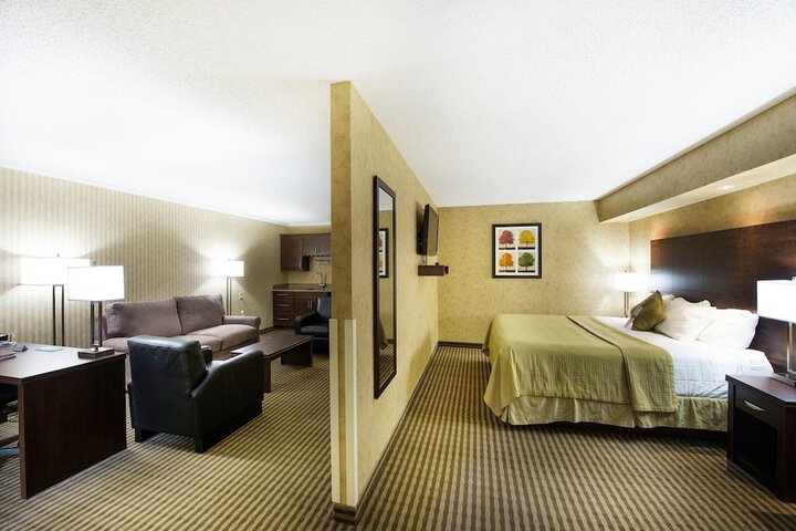 Room 28 of 50