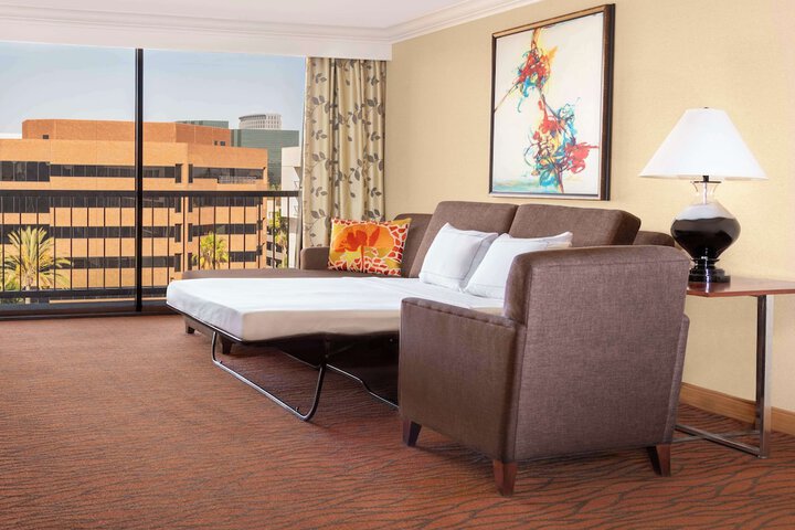Hilton Orange County / Costa Mesa