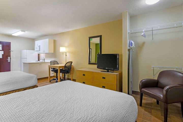Room 14 of 26