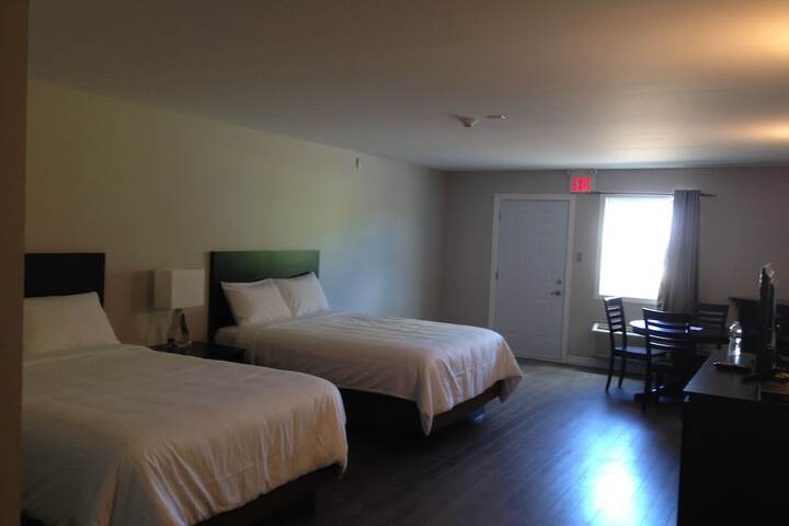 Room 10 of 26