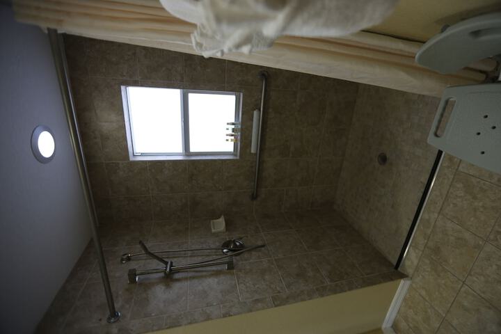 Shoreline Island Resort - Exclusively Adult