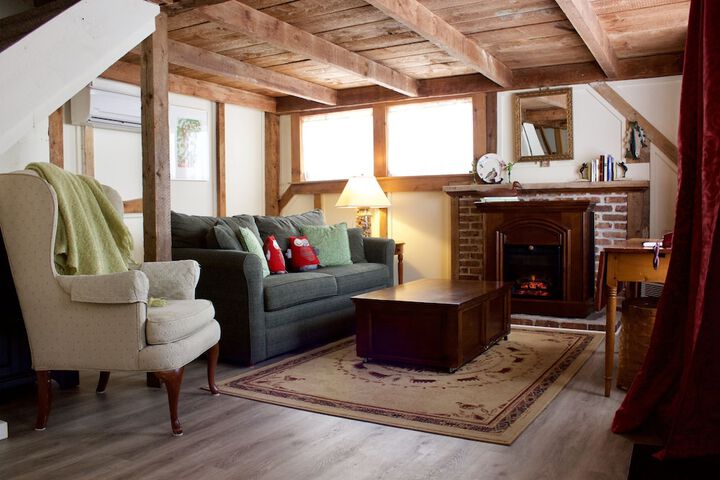 Tattingstone Inn