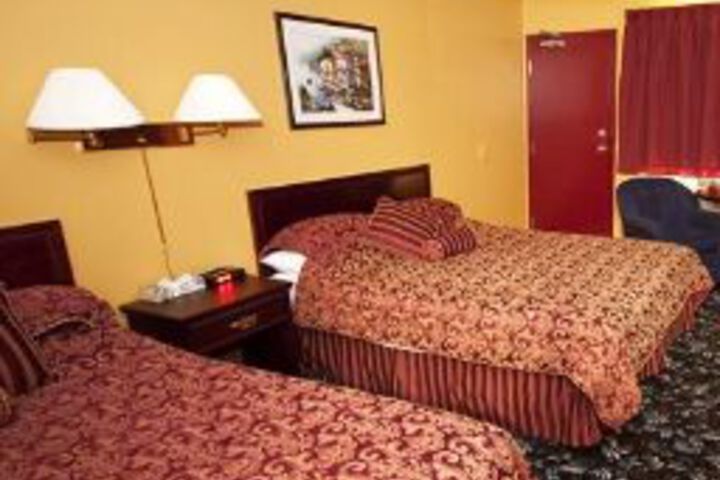 Flamingo Inn