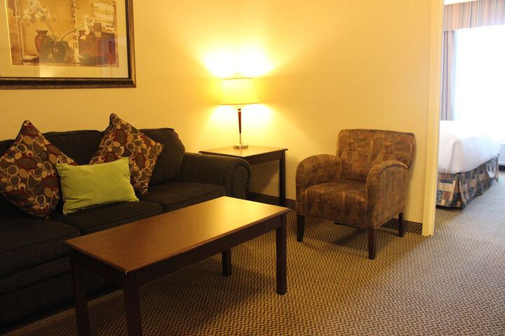 Room 21 of 40