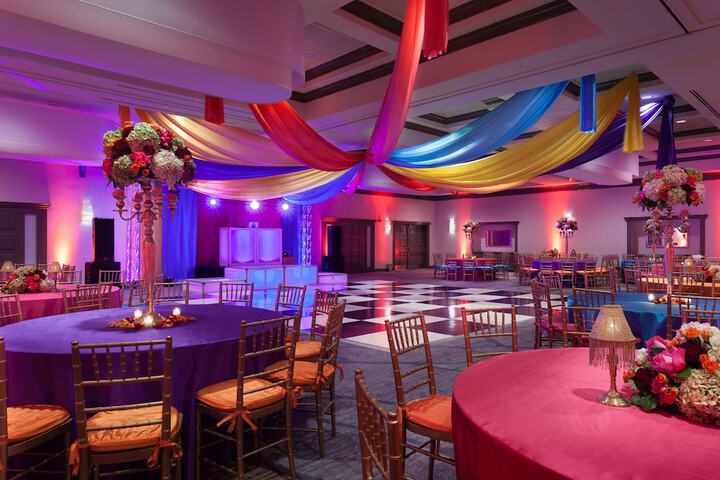 Ballroom/Hall 82 of 92