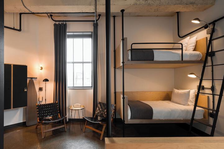 Room 29 of 88