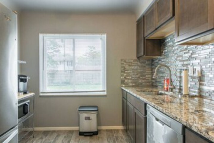 Beautiful Royal Oak Townhouse