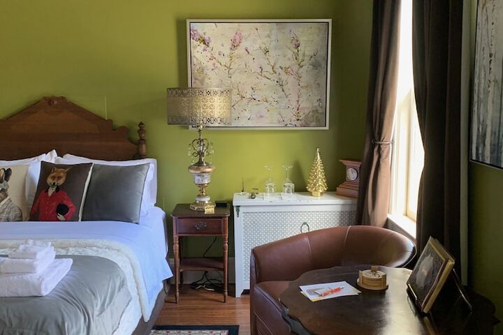 Room 18 of 47
