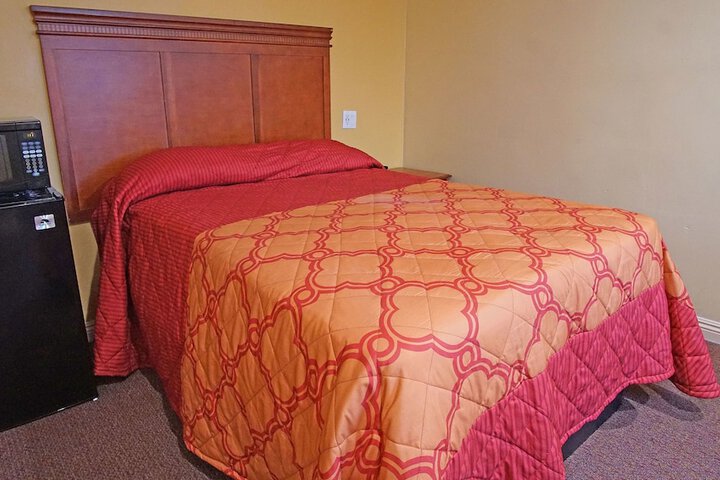Room 15 of 29