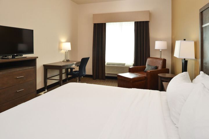 Holiday Inn Express & Suites Globe by IHG