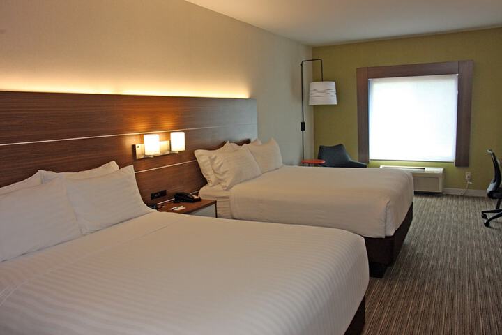 Room 46 of 69