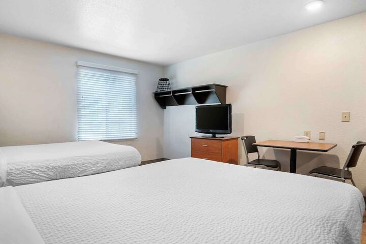 Room 15 of 26