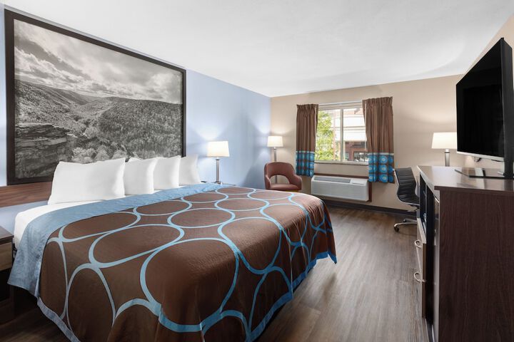 Room 10 of 31