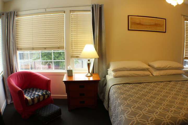 Room 50 of 64