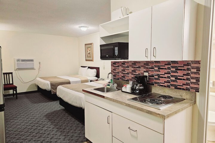Room 28 of 44