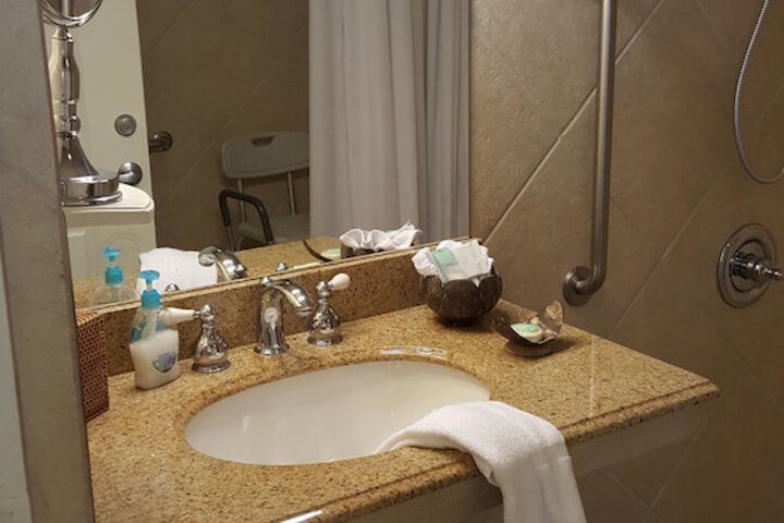 Room 311 of 392