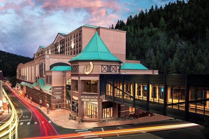 Horseshoe Black Hawk - a Caesars Rewards Destination