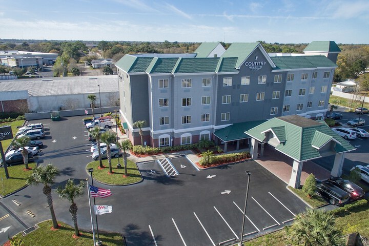 Country Inn & Suites by Radisson St. Petersburg - Clearwater, FL