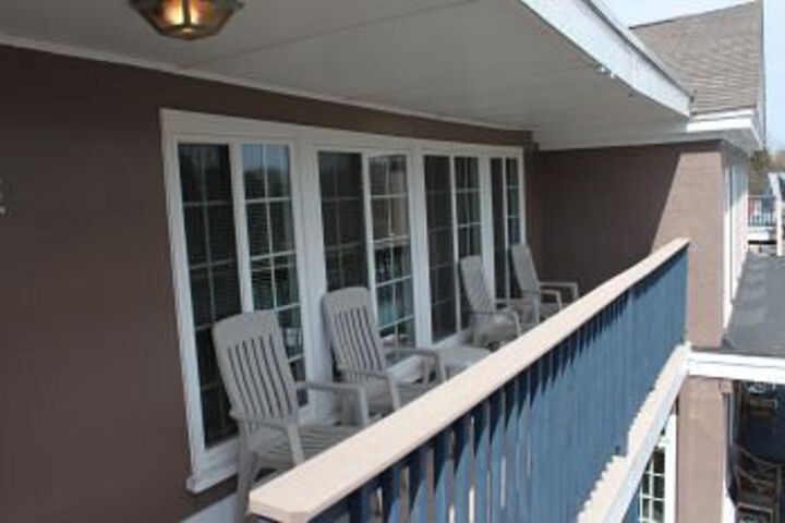 Admirals Ocean Inn