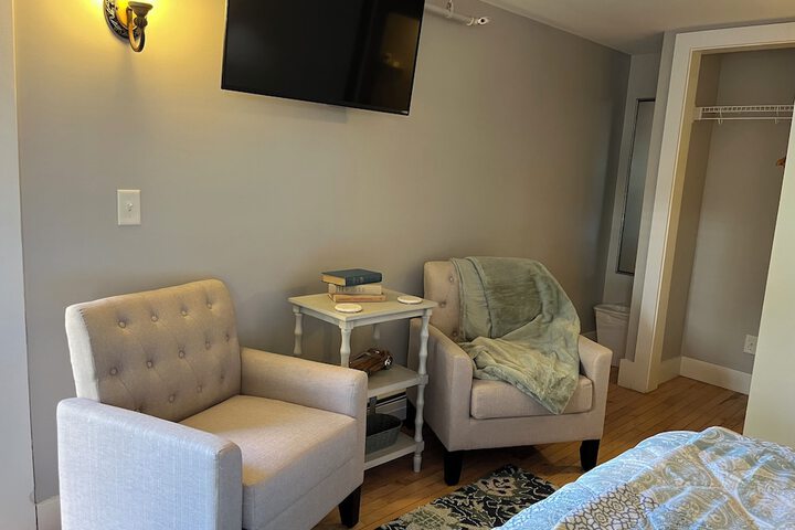 Room 43 of 64