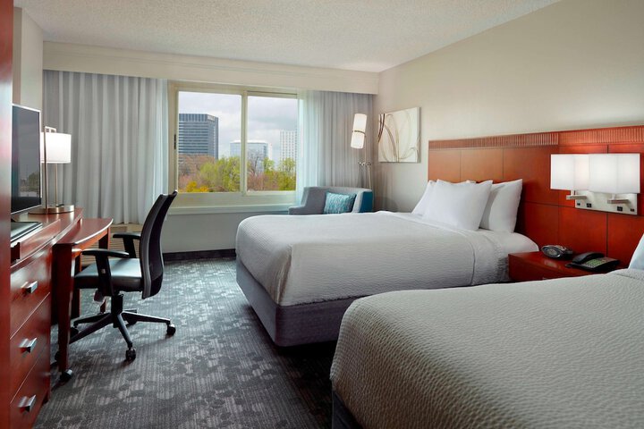 Room 20 of 49